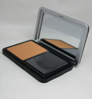 MAKE UP FOREVER Matte Velvet Skin Blurring Powder Foundation Y445 ~  .38 Oz New • $22.45