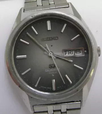 Vintage Men's Watch Seiko SQ Quartz  4004 Day Date 0903 8109 • $9.99