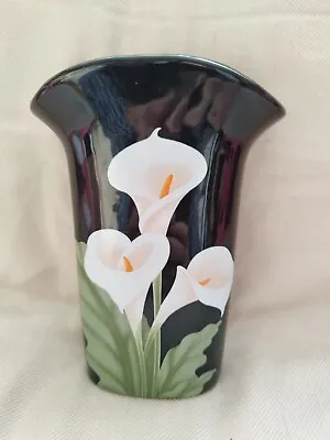 Beautiful Vintage Black Vase With Calla Lily Flower Vase • £19.90