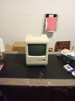 Vintage Apple Macintosh Plus Desktop Computer - M0001A • $1500