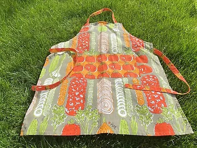 NWOT🫛🍅 🥒 (Crate & Barrel)  VERA 🐞 Neumann 🥗INSALATE🥗 Bib Apron  🥬🥕🫑NWOT • $60