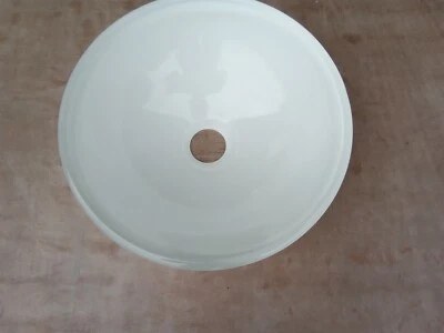 £10 • Buy ~~BIG DISCOUNT~~ 😁 Round Countertop Bathroom Basin White Glass 28cm - FAULTY