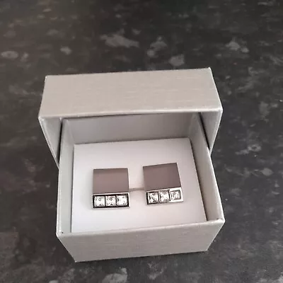 £4.99 • Buy Square Cufflinks Diamante Trio Line
