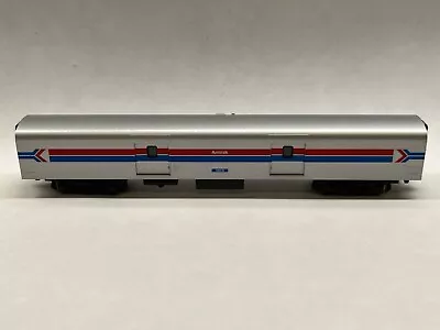 Kato Smoothside Passenger Baggage Car Amtrak #1076 N-Scale Fast Shipping • $56