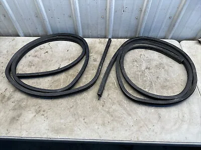 1998-2005 Chevy S10 GMC Sonoma S15 Left Right Door Weatherstrip Seal Pair OEM • $75