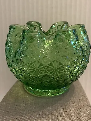 Vintage- L G Wright Green Daisy And Button Rose Bowl • $15