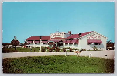Postcard - Lloyd's Restaurant - Marshalltown Iowa - Circa 1950s Unposted (Q34) • $4.49
