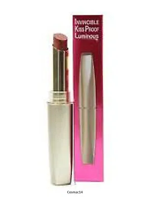 L'oreal Invincible Kiss Proof Lipstick - #201 Crystal Mauve • £3.99