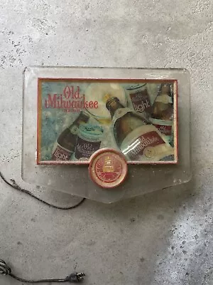 Vintage Old Milwaukee Beer Lighted Sign - Works • $40