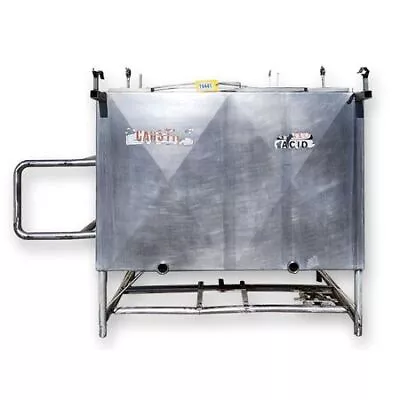 Used Dual Chamber Stainless Steel Liquid Holding Tank - 670 Gallon Cap. • $3093