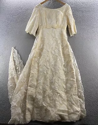 Vintage Alfred Angelo Wedding Dress Womens 6 Ivory Beige Attached Train 24  Lace • $149.89