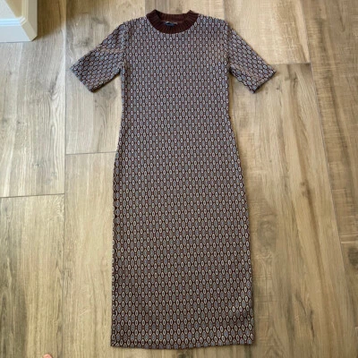 $15 • Buy Zara Sweater Dress Size Medium Brown & Blue Geometric Short Sleeve Crew Neck
