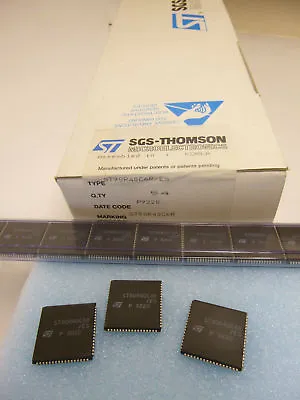 2 Pieces ST90R40 C6R ROMLESS HCMOS MCU With EEPROM RAM  A/D CONVERTER NEW • $16.20