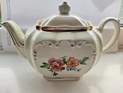 Vintage Sadler England Flower Rose Cube Gold Trim Teapot • £10