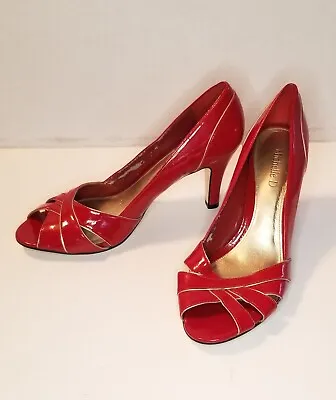 Michelle D Women's 8 Flame Red Gold Trim Party Christmas Pump Heels Open Toe • $19