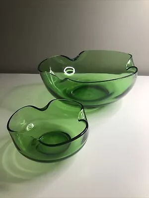 Vintage MCM Emerald Green Chip And Dip Set.  9’ And 5’ In Diameter. • $18