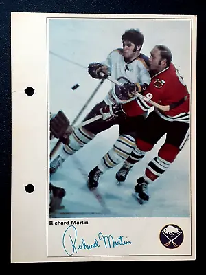 Richard Martin Rc (with Bobby Hull) 1971-72 Toronto Sun 71-72 No 32        13237 • $2.49