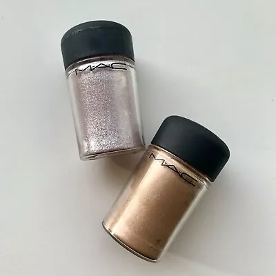 £9.95 • Buy MAC Cosmetics Pigment Colour Powder Duo - Kitschmas & Blonde’s Gold