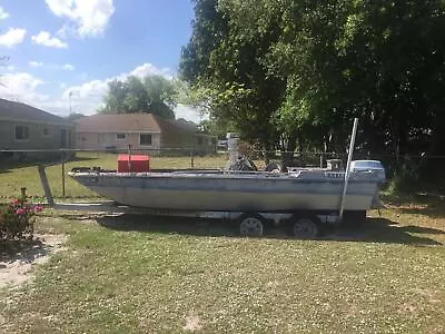 1977 Venture 18' Boat Located In Port St. Lucie FL - Has Trailer • $1.99