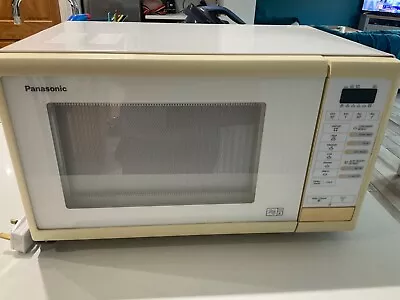 Panasonic Microwave White • £0.99