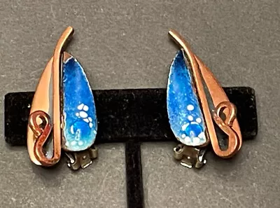 Vintage Modernist Matisse Enamel Copper Blue Leaf Clip Earrings Abstract MCM • $24.95