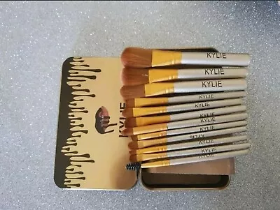 Kylie Jenner Makeup Brush  • $19