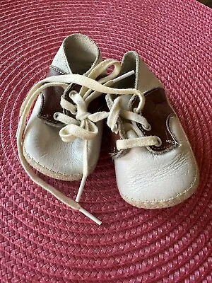 Vintage Gertrude's Baby Saddle Shoes Brown And White • $4