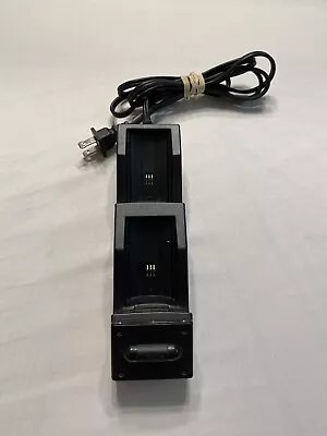 $8.95 • Buy Nyko Xbox 360 Charge Base S Controller Battery Charger 86074-A50 Preowned