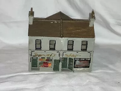 Retro 00 Gauge Railway Buildings 2 Shops • £0.99