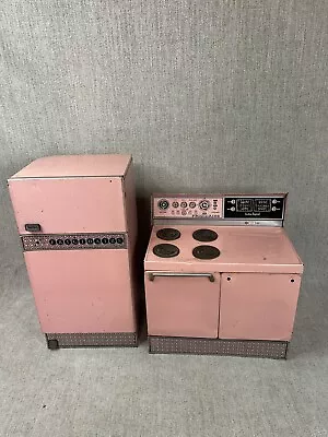 Vintage Wolverine Pink Metal Doll Frigidaire Refrigerator And Oven Pittsburgh PA • $110