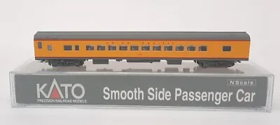 N Scale Kato Smoothside Passenger Baggage Car Union Pacific #5430 • $51.95