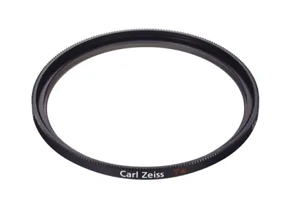 Zeiss 67mm T* UV Filter • £59.99
