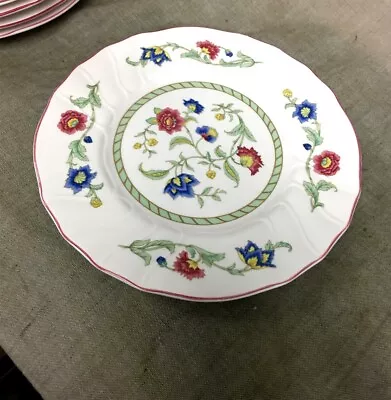 Villeroy & Boch Persia 6  Bread Plate Scalloped Red Trim • $7.49