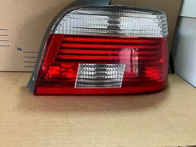 2001-2003 BMW E39 TAIL LIGHT LAMP PASSENGER OEM 530d 525 540 530 525d M5 RIGHT • $109.99