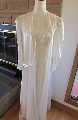 Vtg Sara Beth Peignoir Wedding Bridal Set Robe Nightgown Bead Embroidery Ivory M • $29.99