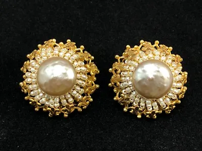 Vintage Miriam Haskell Baroque/ Mabe Pearl And Seed Bead Gold Tone Clip Earrings • $89.99