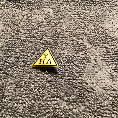 YHA Youth Hostels Association Badge • £3