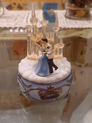 Disney  Cinderella's Castle  Music Box From Ardleigh-Elliott W COA • $25