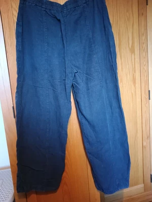 £49 • Buy OSKA Navy Tulip Shaped Linen Trousers - Size 4