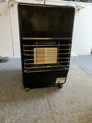 £50 • Buy Superser Butane Gas Heater With Empty 7kg Bottle