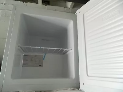 Currys Essentials Table Top Freezer Good Condition • £30