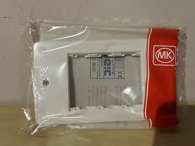 MK Logic Plus - K193 WHI - 2 Gang 3 Module Data Socket Modular Front Plate New • £4
