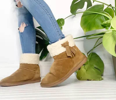 Minnetonka Shearling Lined Tassel Boot Size 8 Chestnut Short Pull On Suede • $32