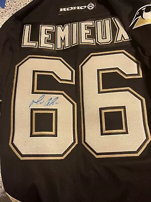 Autographed Mario Lemieux  Jersey • $800