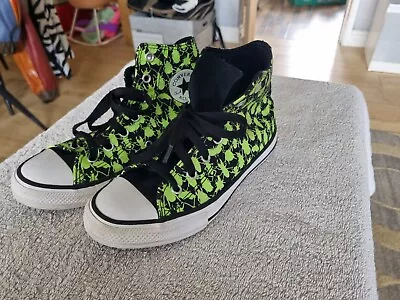 Boys Girls Converse Size 2 Youth Black Green Bugs  • £14