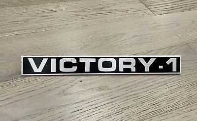 ORIGINAL LEYLAND VICTORY 1 BUS BADGE - New Old Stock • £145