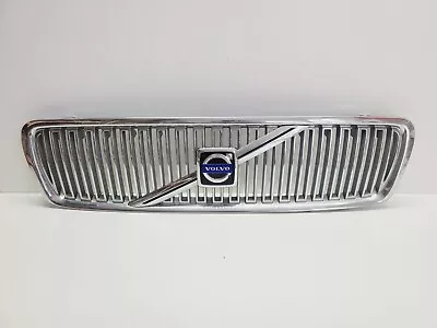 01-04 VOLVO V70 FRONT BUMPER MOUNTED GRILLE GRILL CHROME Part #: 9190385 • $44.99