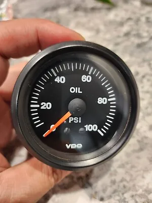 VDO Oil Pressure Gauge 100psi • $60