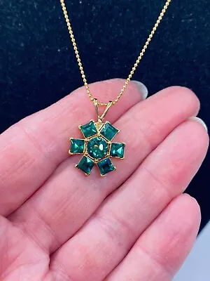 Vtg. Monet Emerald Green Baguette Gold Tone Flower Snowflake Necklace 384 • $2.25
