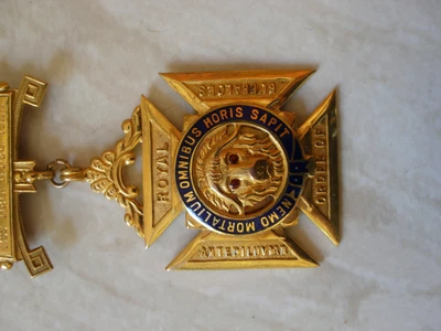 £595 • Buy A Vintage 9ct Gold Royal Order Of Buffaloes Masonic Medal With Ribbon